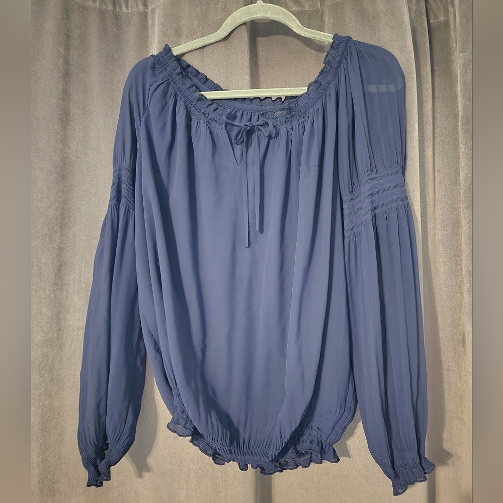 Express navy blue sheer blouse- tote a
